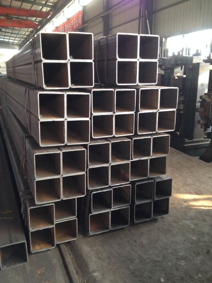 大口径无缝方管与冷弯型钢 金属材料中的成型双璧